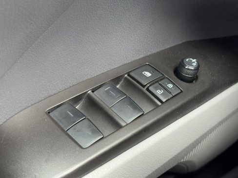 Used 2024 Toyota Camry LE image 21