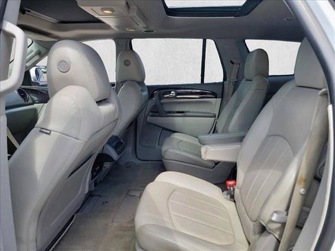 Used 2016 Buick Enclave Leather FWD image 11