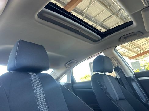Used 2019 Honda Civic EX image 24