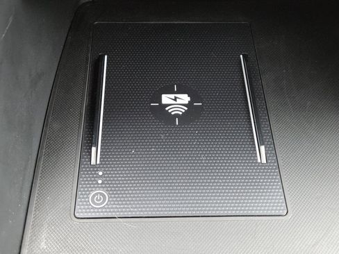 Used 2025 Honda Pilot EX-L image 32