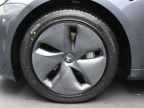 Used 2023 Tesla Model 3 Standard Range RWD image 37