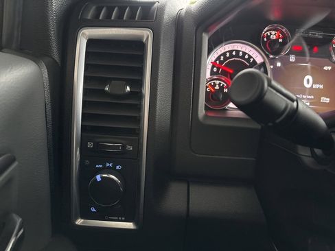 Used 2022 RAM 1500 Classic SLT w/ Electronics Convenience Group image 18