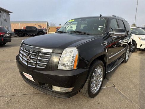 Used 2011 Cadillac Escalade AWD w/ Touring Package image 1