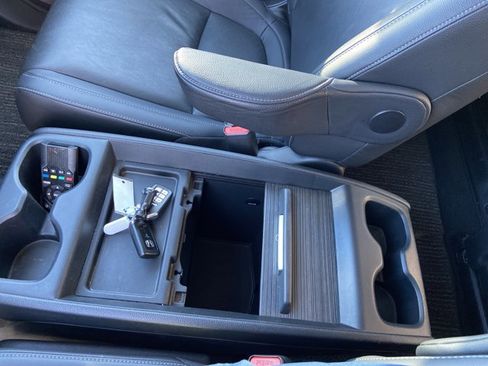 Used 2023 Honda Odyssey Touring image 39