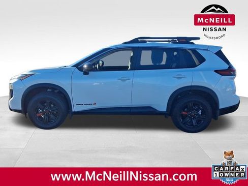 Used 2025 Nissan Rogue SV w/ Rock Creek Premium Package image 5