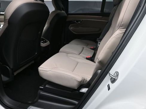 Used 2026 Volvo XC90 B6 Ultra image 21