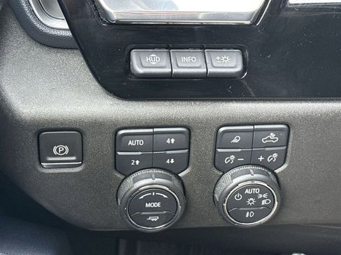 Used 2023 Chevrolet Silverado 1500 High Country w/ High Country Premium Package image 22