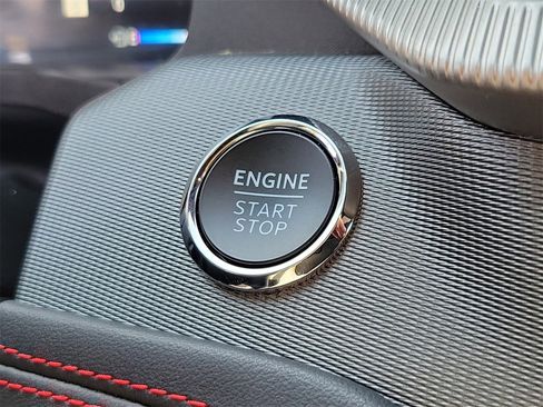 Used 2025 Ford Explorer ST-Line w/ ST-Line Street Pack image 31