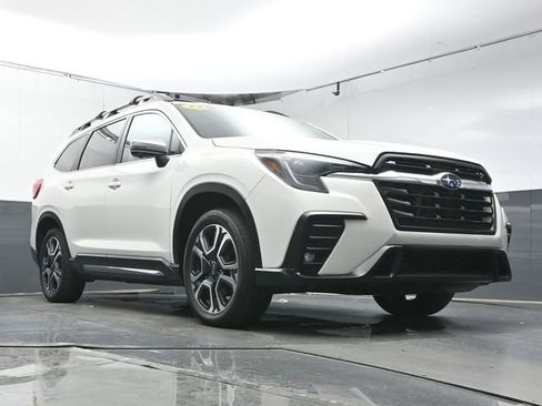 Used 2023 Subaru Ascent Limited w/ Technology Package image 34