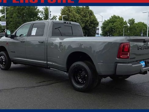 New 2026 RAM 3500 Laramie AWD/4WD image 6