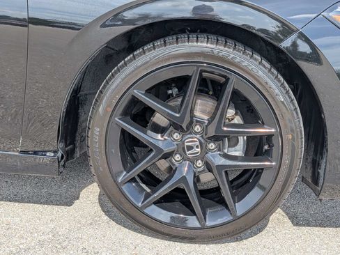 Used 2023 Honda Civic Sport image 12