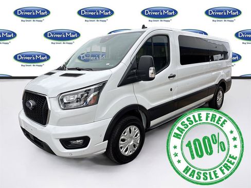 Used 2023 Ford Transit 350 XLT image 3