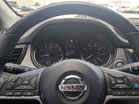 Used 2021 Nissan Rogue Sport SL image 33