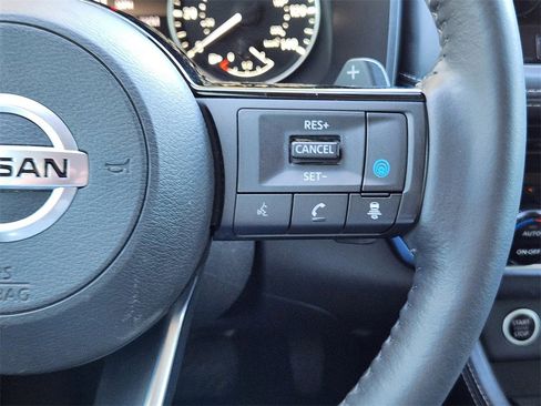 Used 2021 Nissan Rogue SL w/ Premium Package image 20