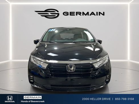 Used 2023 Honda Odyssey Elite image 3