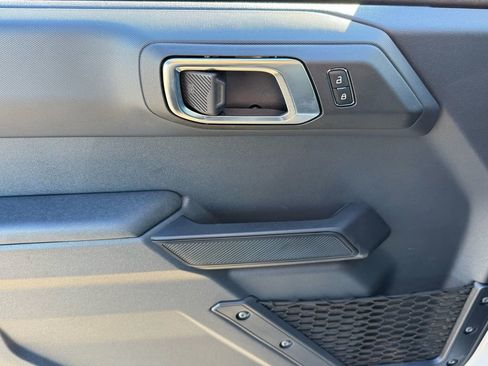 New 2025 Ford Bronco Big Bend image 8