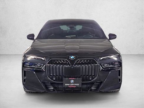 Certified 2024 BMW 740i 740i image 2