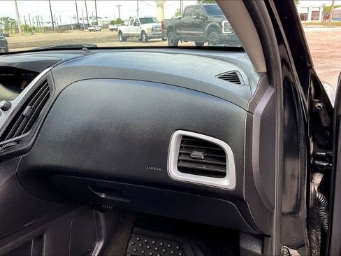 Used 2014 Chevrolet Equinox LT image 23