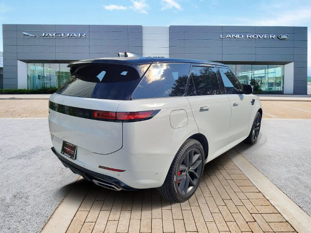 Certified 2024 Land Rover Range Rover Sport Dynamic SE AWD/4WD image 5
