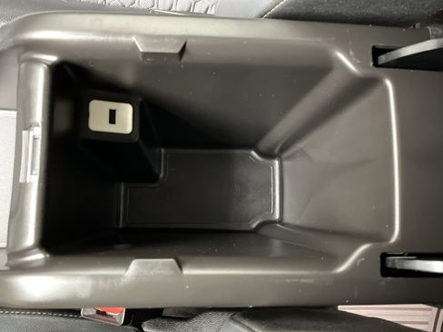 Used 2016 Chevrolet Colorado Z71 image 23