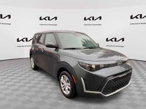 Certified 2025 Kia Soul LX FWD image 2