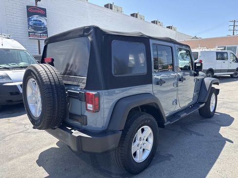 Used 2015 Jeep Wrangler Unlimited Sport w/ Quick Order Package 24S AWD/4WD image 7
