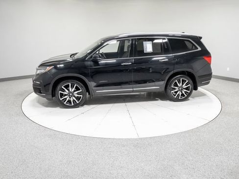Used 2019 Honda Pilot Touring image 38