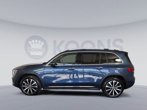 Used 2022 Mercedes-Benz GLB 250 4MATIC image 2