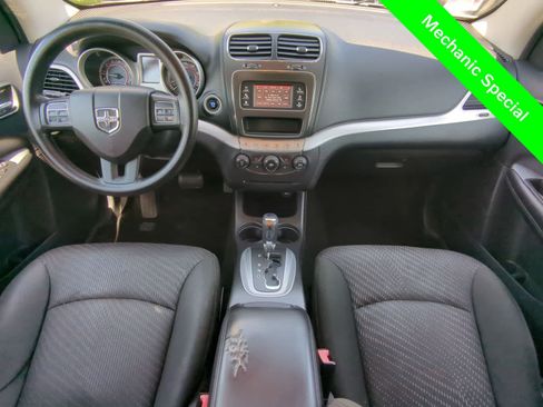 Used 2011 Dodge Journey Mainstreet FWD image 14