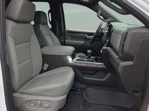 Used 2026 GMC Sierra 1500 SLT w/ SLT Premium Plus Package image 21