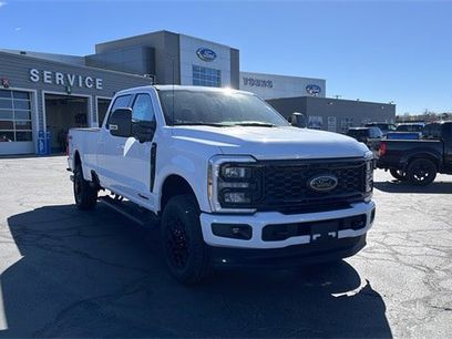 New 2025 Ford F350 XLT w/ Black Appearance Package