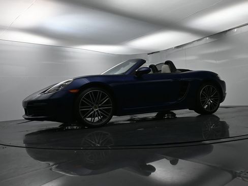 Certified 2025 Porsche 718 Boxster Style Edition image 56