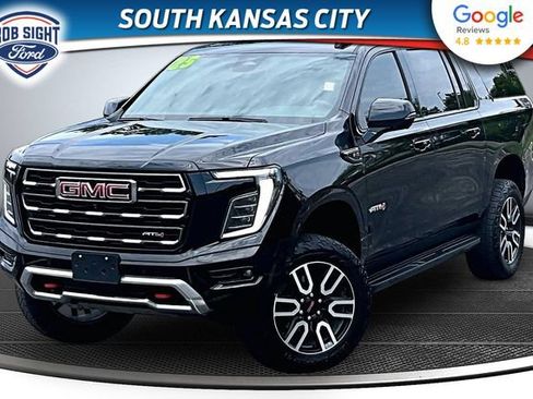 Used 2025 GMC Yukon XL AT4 AWD/4WD image 1