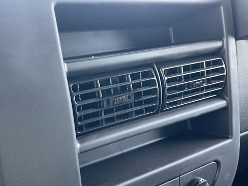 New 2025 GMC Savana 2500 Extended w/ Driver Convenience Package image 21