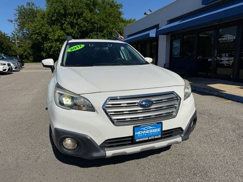 Used 2017 Subaru Outback 2.5i Limited AWD/4WD image 5