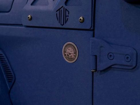 Used 2025 Jeep Gladiator Sport image 72