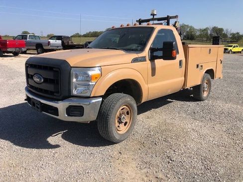Used 2016 Ford F350 XL AWD/4WD image 3