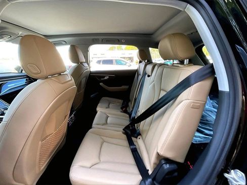 New 2026 Audi Q7 3.0T Premium Plus image 17