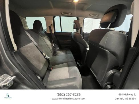 Used 2013 Jeep Patriot Latitude FWD image 22