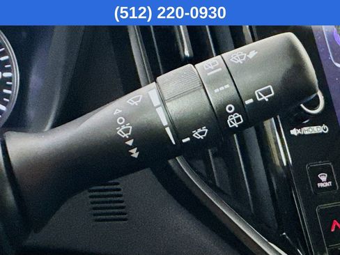 Used 2025 Subaru Ascent Onyx Edition image 14