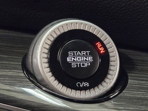 Used 2022 Jeep Wagoneer Series II image 20