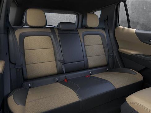 New 2026 Chevrolet Equinox ACTIV FWD image 17