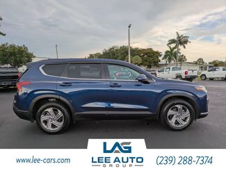Used 2022 Hyundai Santa Fe SE FWD video 2