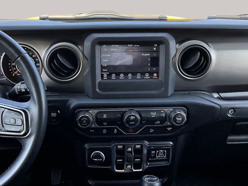 Used 2019 Jeep Wrangler Unlimited Sport S AWD/4WD image 6