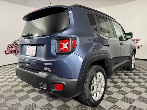 Used 2020 Jeep Renegade Latitude AWD/4WD image 28