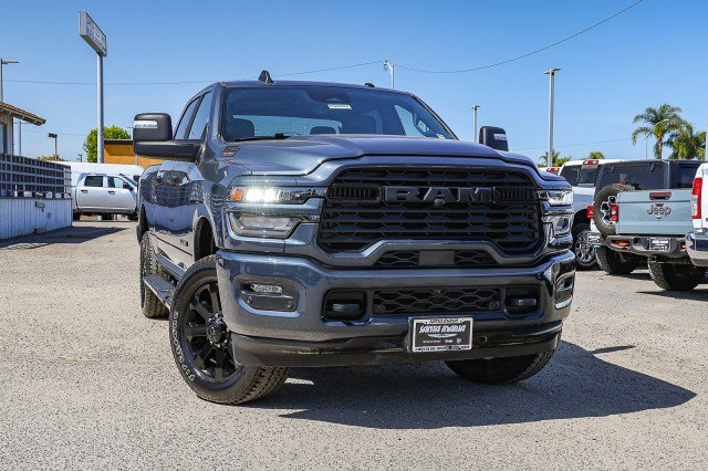 Used 2025 RAM 2500 Big Horn AWD/4WD image 1