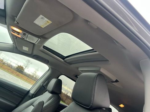 Used 2023 Honda Odyssey Touring image 34