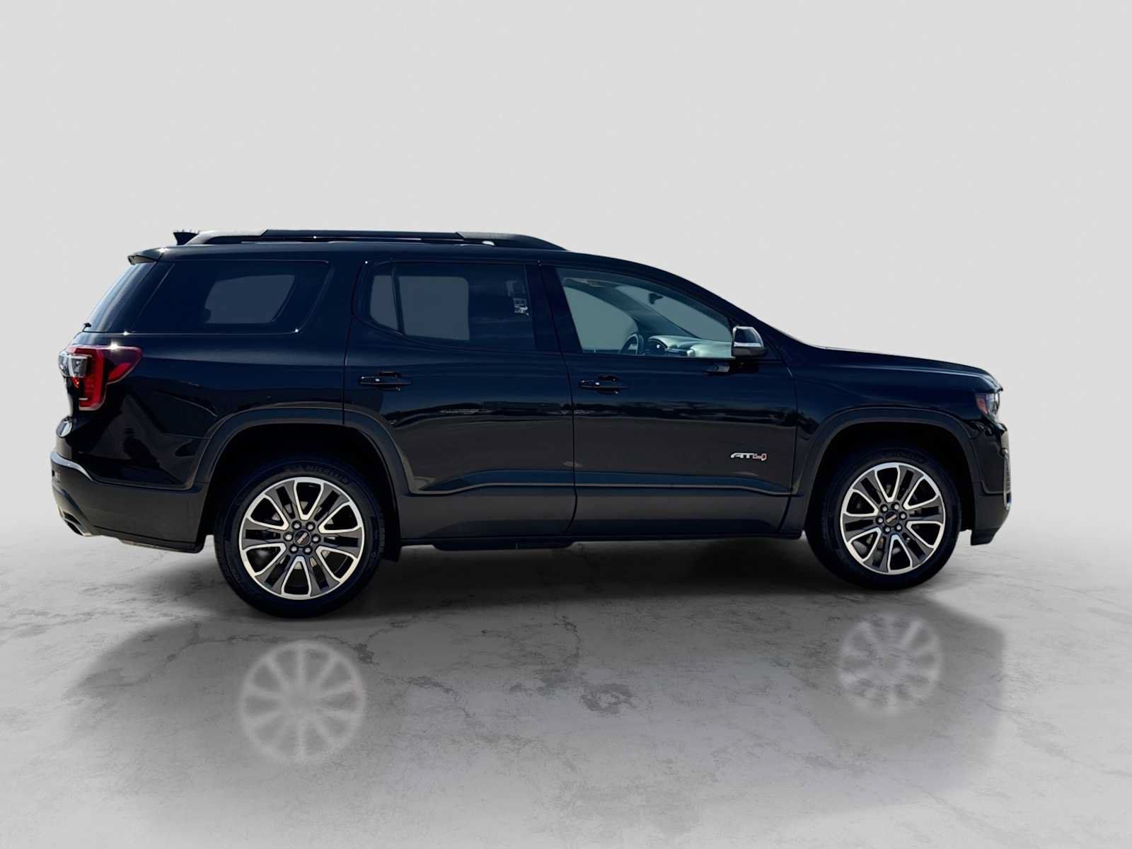 Used 2020 GMC Acadia AT4 w/ Trailering Package AWD/4WD image 7
