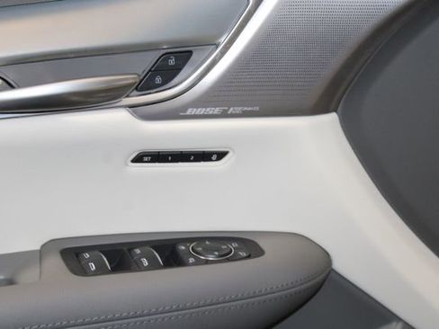 Certified 2023 Cadillac XT5 Premium Luxury AWD/4WD image 29