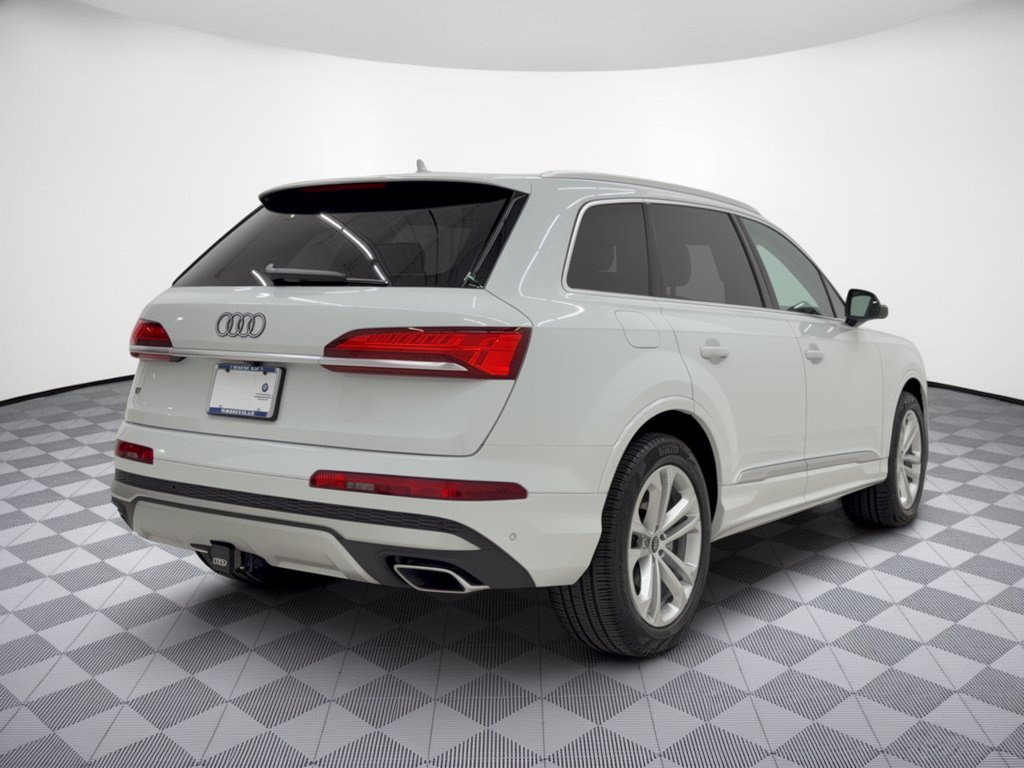 Used 2025 Audi Q7 3.0T Premium Plus w/ Premium Plus Package AWD/4WD image 9